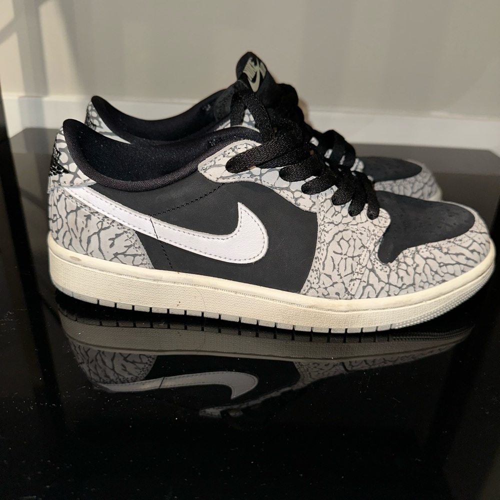 Women’s Nike Air Jordan 1 Retro Low OG Black Cement Sneakers Shoes Sz 9